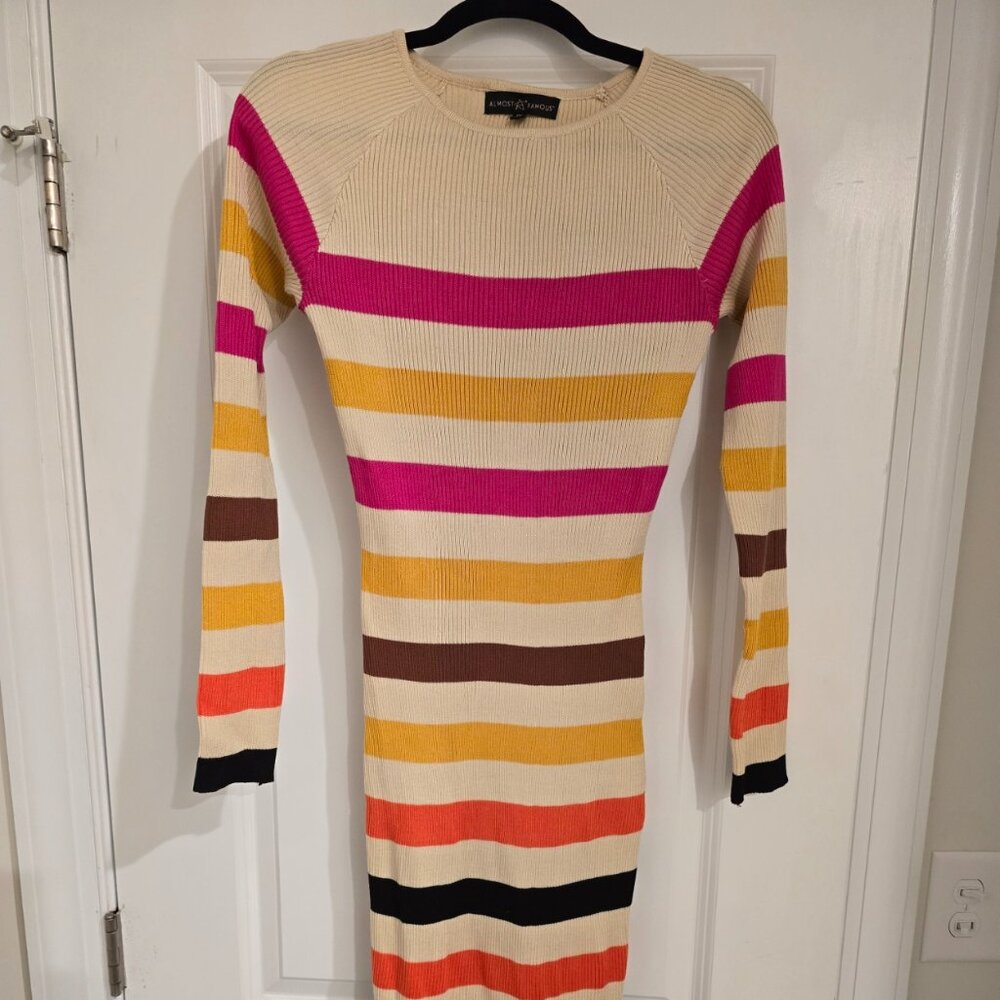 Almost Famous 1X Multi-Colored BodyCon Dress - Picture 3 of 6